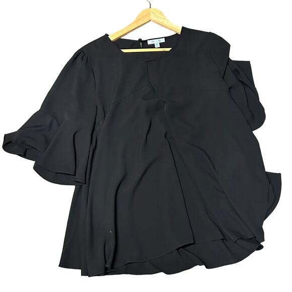She‎ + Sky Shirt Women's Plus 1X Black Cut-out Bell Sleeves - Picture 1 of 7
